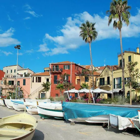 Locazione Turistica Il Nido Di Alessia Tatil Evi